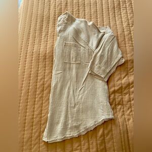 Soft Gauze Button Top. Sand color. New Condition.